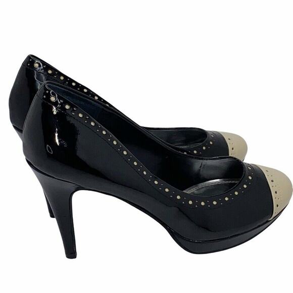 White House Black Market Benna Black/Tan Spectator Heels Size 9.5M Women's - Picture 5 of 11